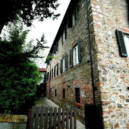 Del Pesce Briaco, Han/Misafirhane