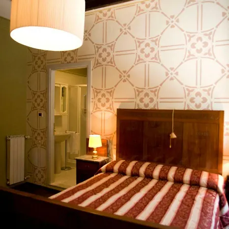 Del Pesce Briaco, Szálloda Lucca